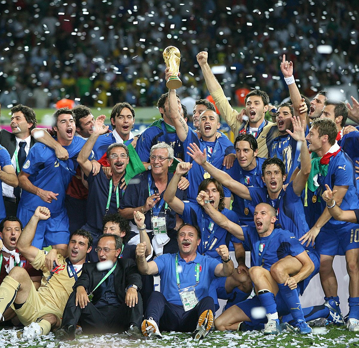 意大利队在比赛中取得胜利,晋级欧洲杯 意大利队在比赛中取得胜利,晋级欧洲杯